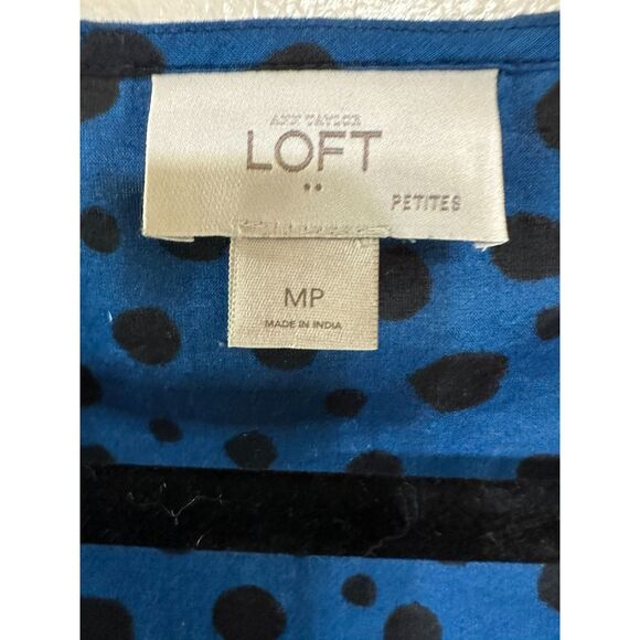 LOFT by Ann Taylor Women's Polka Dot Blouse With Ruffles Petite SZ M Black/Blue - Picture 2 of 3